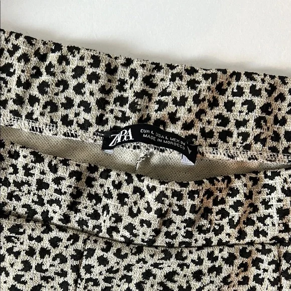 Zara Mini Skirt Cheetah Print - Picture 4 of 6
